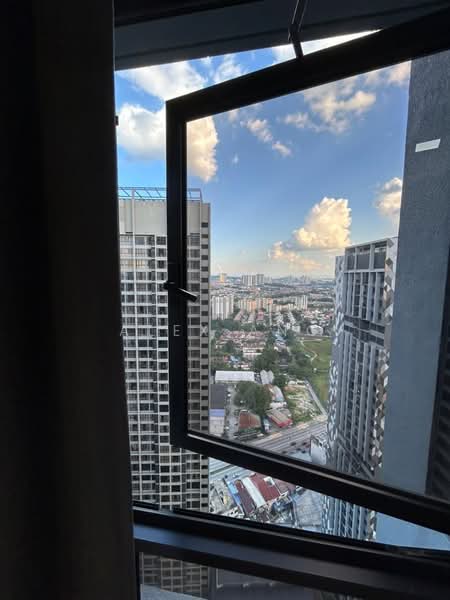 Servis Apartment untuk Disewa di Millerz Square Serviced Residence - Alex Ang - View - PropertyGuru.com.my