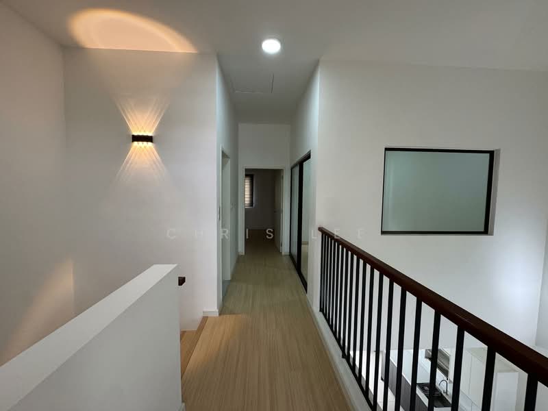 2-storey Terraced House for Sale in Dengkil (Selangor) - Chris Lee - Corridor - PropertyGuru.com.my