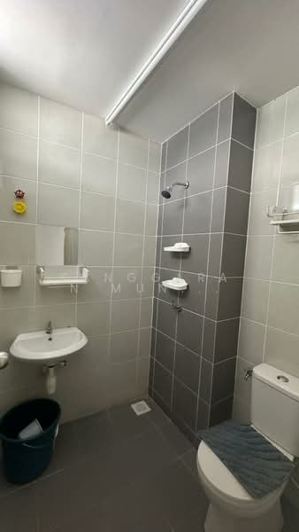 Rumah Teres Setingkat untuk Disewa di Tasek Gelugor untuk Untuk Disewa - RM 1,000 /bulan, Mac 2026 - Bathroom - PropertyGuru.com.my