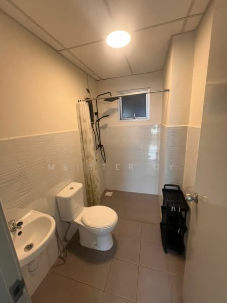 Residensi Laman Sari untuk Untuk Disewa - RM 1,399 /bulan, Mac 2026 - Bathroom - PropertyGuru.com.my