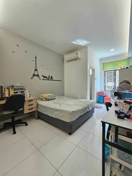 Bandar Dato Onn @ Jalan Perjiranan 12 / Adda Heights/ Taman Daya/ Setia Indah/ Mount Austin untuk Untuk Dijual - RM 908,000, Mac 2026 - Bedroom - PropertyGuru.com.my