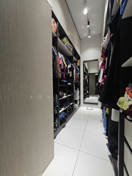 Bandar Dato Onn @ Jalan Perjiranan 12 / Adda Heights/ Taman Daya/ Setia Indah/ Mount Austin untuk Untuk Dijual - RM 908,000, Mac 2026 - Interior - PropertyGuru.com.my