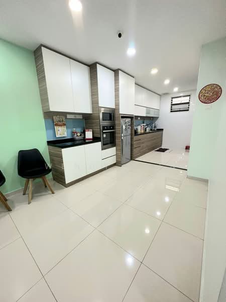 Dale, Lake Fields untuk Untuk Dijual - RM 1,420,000, Mac 2026 - Kitchen - PropertyGuru.com.my