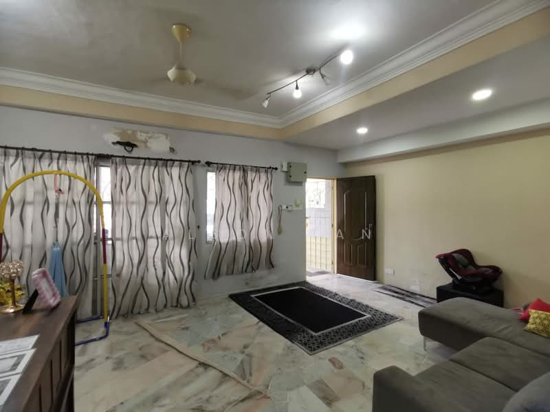 2-storey Terraced House for Sale in Bandar Sungai Long (Selangor) - Alson Tan - Living Room - PropertyGuru.com.my