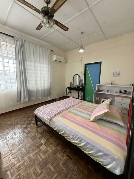 Taman Bukit Kempas Bukits Kempass untuk Untuk Dijual - RM 495,000, Apr 2026 - Bedroom - PropertyGuru.com.my