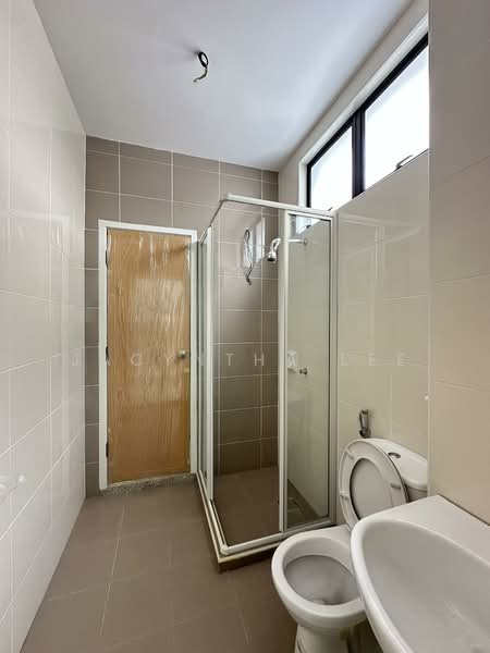 3-storey Terraced House for Sale in Sungai Ara (Penang) - Jacyntha Lee - PropertyGuru.com.my