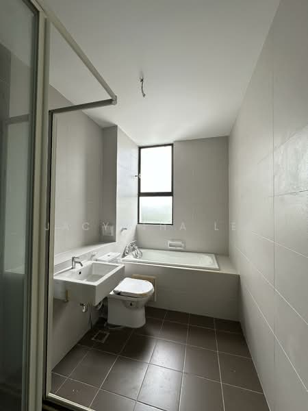 3-storey Terraced House for Sale in Sungai Ara (Penang) - Jacyntha Lee - PropertyGuru.com.my