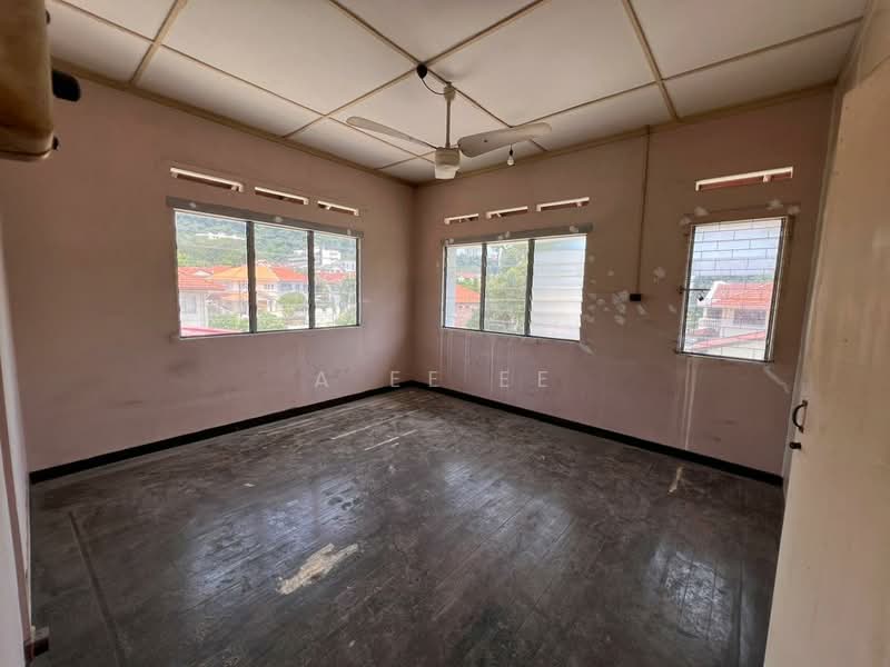 JALAN BUNGA TANJUNG , 2/semi-D for sale , la 4300sf untuk Untuk Dijual - RM 1,790,000, Mac 2026 - Interior - PropertyGuru.com.my