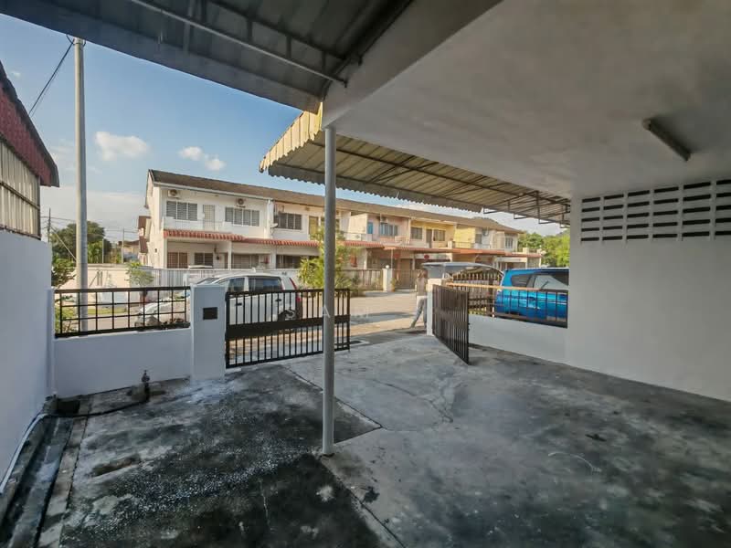 Taman Ipoh Single Storey Terrace untuk Untuk Disewa - RM 850 /bulan, Mac 2026 - Exterior - PropertyGuru.com.my
