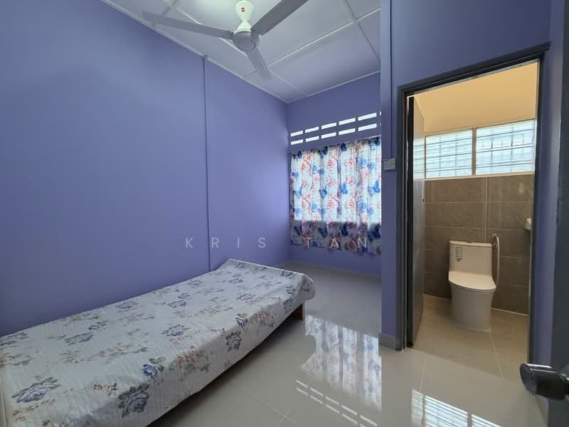 Taman Suria Jaya untuk Untuk Disewa - RM 2,500 /bulan, Mac 2026 - Bedroom - PropertyGuru.com.my