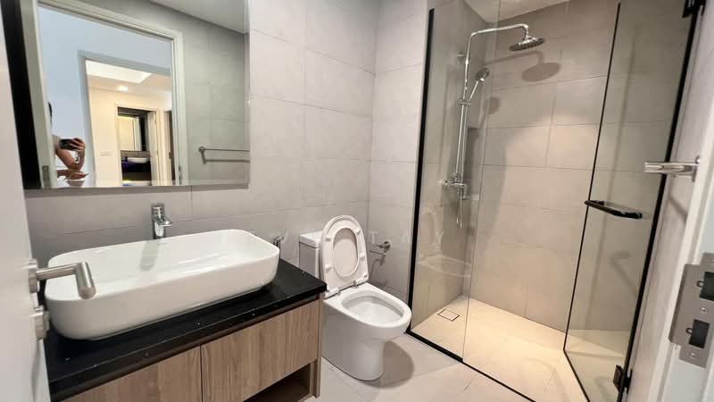 The Atrium untuk Untuk Disewa - RM 4,500 /bulan, Mac 2026 - Bathroom - PropertyGuru.com.my