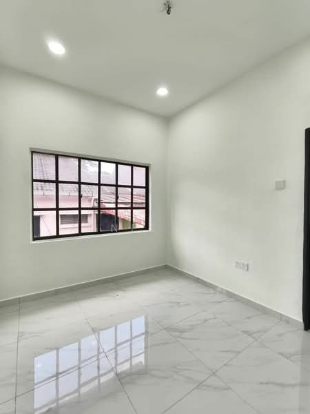 Taman Skudai Baru @ Jalan Hang Lekiu / Taman Ungku Tun Aminah/ Sutera Utama/ Perling/ Bukit Indah untuk Untuk Dijual - RM 558,000, Mac 2026 - Interior - PropertyGuru.com.my