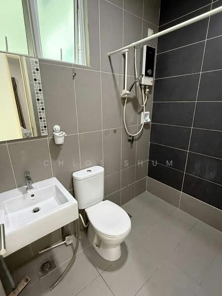 Service Residence for Rent at Skysuites @ Meldrum Hills - Chloe Shum - Bathroom - PropertyGuru.com.my