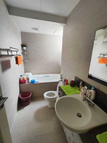 Condominium for Sale at Ara Hill Condominium - Key Ling - Bathroom - PropertyGuru.com.my