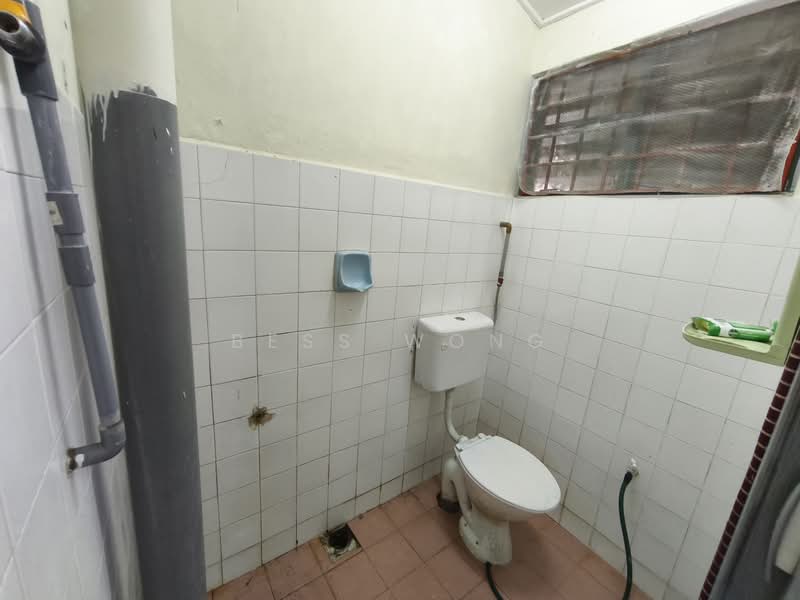 2-storey Terraced House for Rent in Senai (Kulai) - Bess Wong - Bathroom - PropertyGuru.com.my