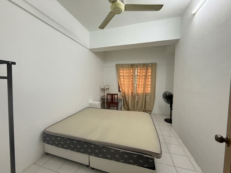 Condominium for Sale at Cypress Condominium - Judy Lee - Bedroom - PropertyGuru.com.my