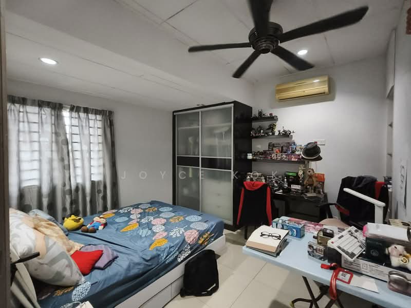 Rumah Teres 2 Tingkat untuk Dijual di SS19 (Subang Jaya) - Joyce Kok - Bedroom - PropertyGuru.com.my