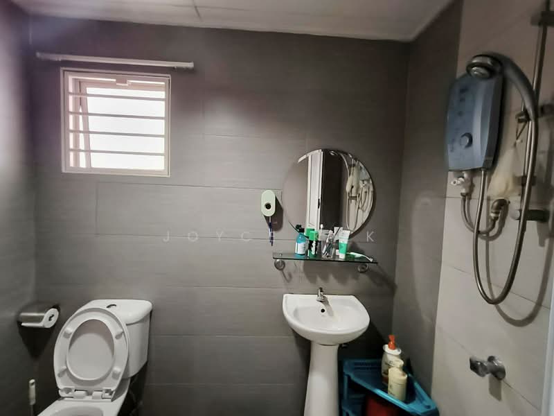 Rumah Teres 2 Tingkat untuk Dijual di SS19 (Subang Jaya) - Joyce Kok - Bathroom - PropertyGuru.com.my