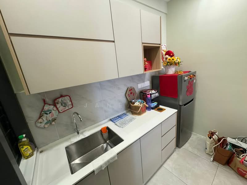 Aston Acacia untuk Untuk Disewa - RM 1,800 /bulan, Mac 2026 - Kitchen - PropertyGuru.com.my