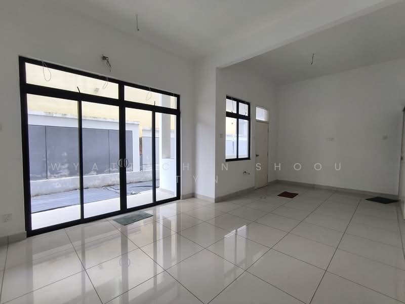Phase 12A @ Precinct 12 Desa Tebrau untuk Untuk Dijual - RM 2,090,000, Mac 2026 - Living Room - PropertyGuru.com.my