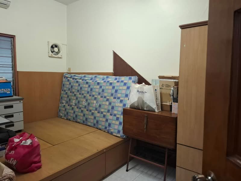 Taman Sri Buloh untuk Untuk Dijual - RM 650,000, Mac 2026 - Bedroom - PropertyGuru.com.my