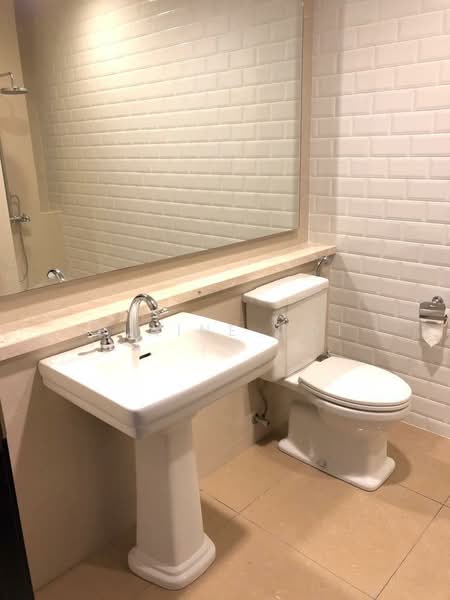 Kondominium untuk Dijual di Quayside Seafront Resort Condominiums - Elaine Ooi - Bathroom - PropertyGuru.com.my