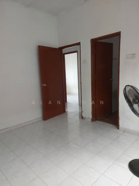 Apartment for Rent at Pangsapuri Sri Alpinia - Alan Chan - Interior - PropertyGuru.com.my