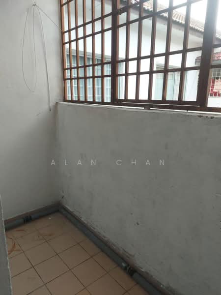 Apartment for Rent at Pangsapuri Sri Alpinia - Alan Chan - Balcony - PropertyGuru.com.my