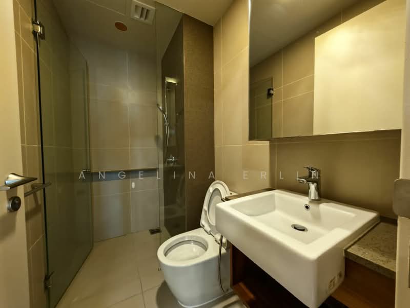 Service Residence for Rent at Stonor 3 - Angelina Erlin - Bathroom - PropertyGuru.com.my