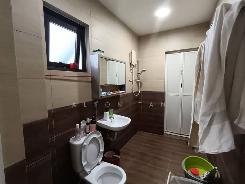 Bukit Sungai Long 1 untuk Untuk Dijual - RM 1,750,000, Mac 2026 - Bathroom - PropertyGuru.com.my