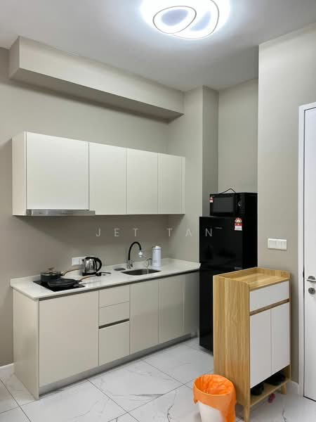 Cubic Botanical untuk Untuk Disewa - RM 2,498 /bulan, Mac 2026 - Kitchen - PropertyGuru.com.my