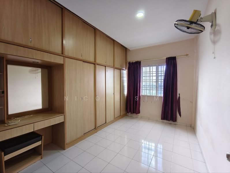 Apartment for Sale at Mewah Court - Nicole Sim - Bedroom - PropertyGuru.com.my