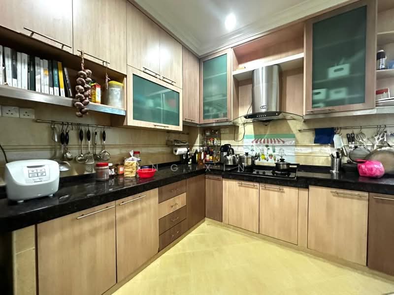 Cluster House for Sale in Taman Sutera Utama (Skudai) - Ing Xin - Kitchen - PropertyGuru.com.my