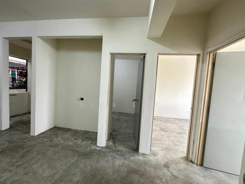 Taman Perwira Indah untuk Untuk Dijual - RM 130,000, Mac 2026 - Interior - PropertyGuru.com.my