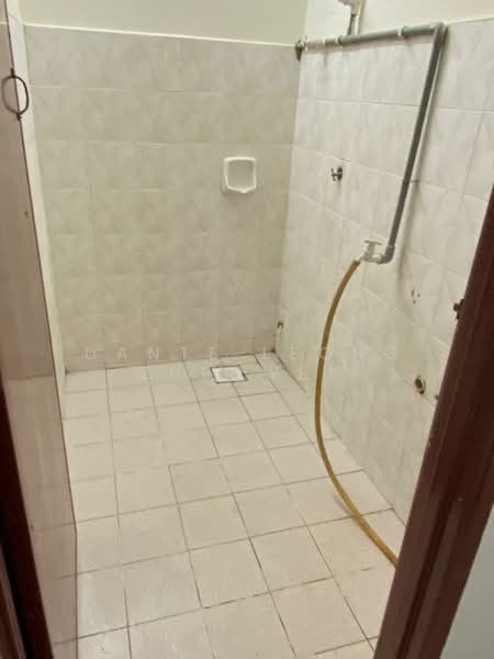 Apartment for Rent at Sri Penara - Dante Leong Zhenwen - Bathroom - PropertyGuru.com.my