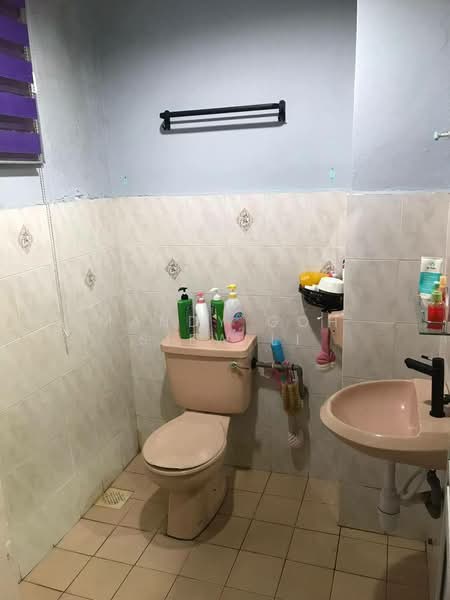 Pangsapuri Persiaran Tanjung untuk Untuk Dijual - RM 280,000, Mac 2026 - Bathroom - PropertyGuru.com.my