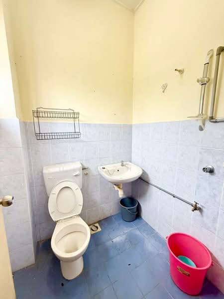 2-storey Terraced House for Sale in Bandar Mahkota Cheras (Cheras) - Zarema Kulbuzheva - Bathroom - PropertyGuru.com.my
