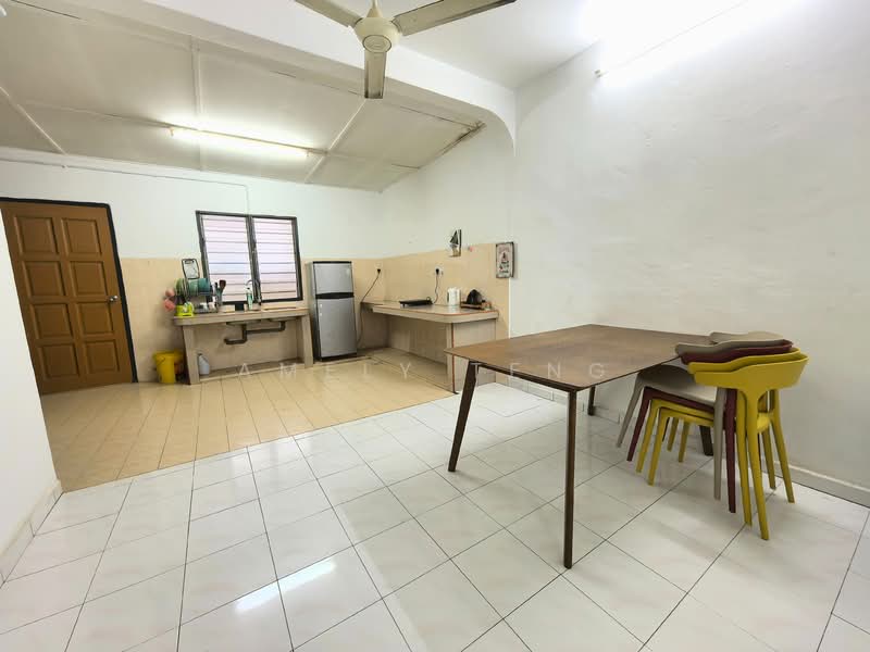 1-storey Terraced House for Rent in Ipoh (Perak) - Amely Teng - Kitchen - PropertyGuru.com.my