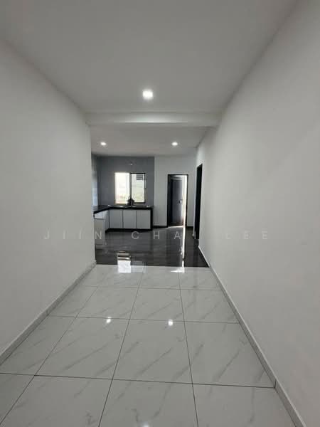 Untuk Dijual - Full Renovation New Skudai Taman Selesa Jaya Jalan Silat Cekak Single