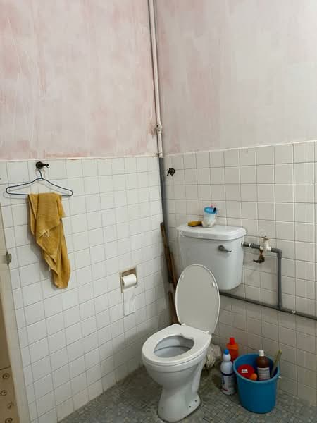 2-storey Terraced House for Sale in Petaling Jaya (Selangor) - Ng Hon Keong - Bathroom - PropertyGuru.com.my