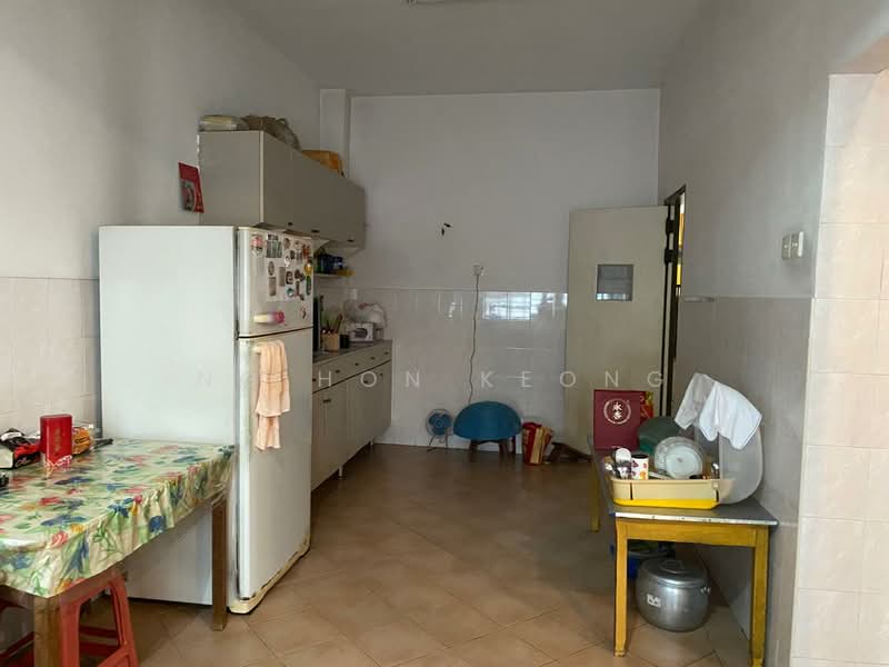 2-storey Terraced House for Sale in Petaling Jaya (Selangor) - Ng Hon Keong - Kitchen - PropertyGuru.com.my