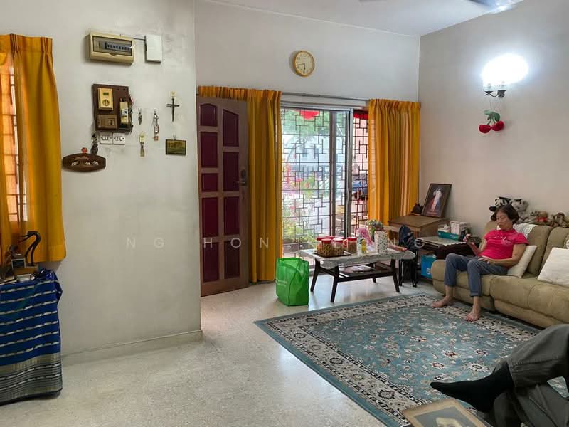 2-storey Terraced House for Sale in Petaling Jaya (Selangor) - Ng Hon Keong - Living Room - PropertyGuru.com.my