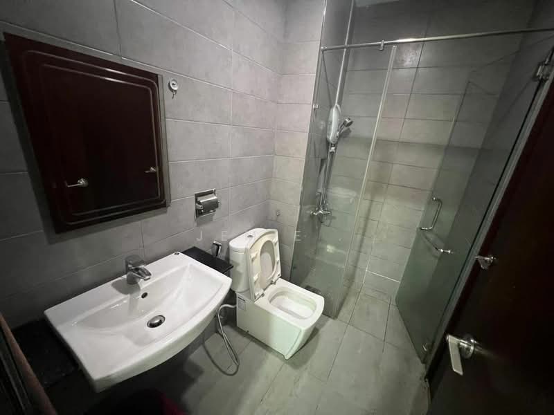 Paragon Suites @ CIQ untuk Untuk Disewa - RM 2,300 /bulan, Mac 2026 - Bathroom - PropertyGuru.com.my