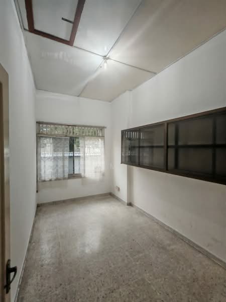 Semi-Detached House for Sale in Taman Lim (Ipoh) - Sam . - Interior - PropertyGuru.com.my