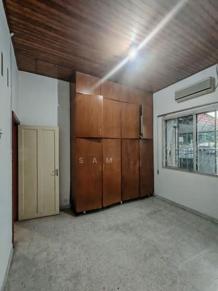 Semi-Detached House for Sale in Taman Lim (Ipoh) - Sam . - Interior - PropertyGuru.com.my
