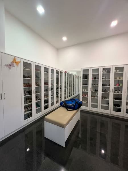 Taman Equine untuk Untuk Disewa - RM 30,000 /bulan, Mac 2026 - Interior - PropertyGuru.com.my