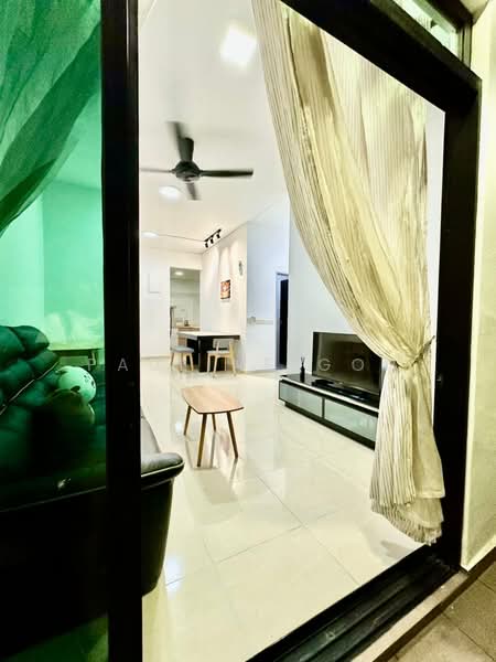 Sky Breeze Service Apartment untuk Untuk Dijual - RM 538,000, Mac 2026 - Living Room - PropertyGuru.com.my