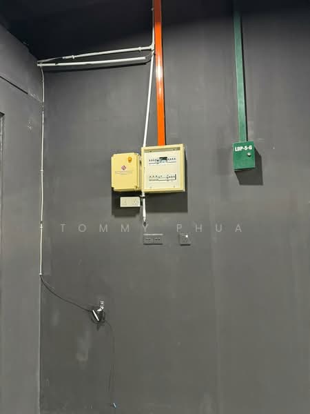 Shop for Rent in Taman Gaya (Ulu Tiram) - Tommy Phua - Interior - PropertyGuru.com.my