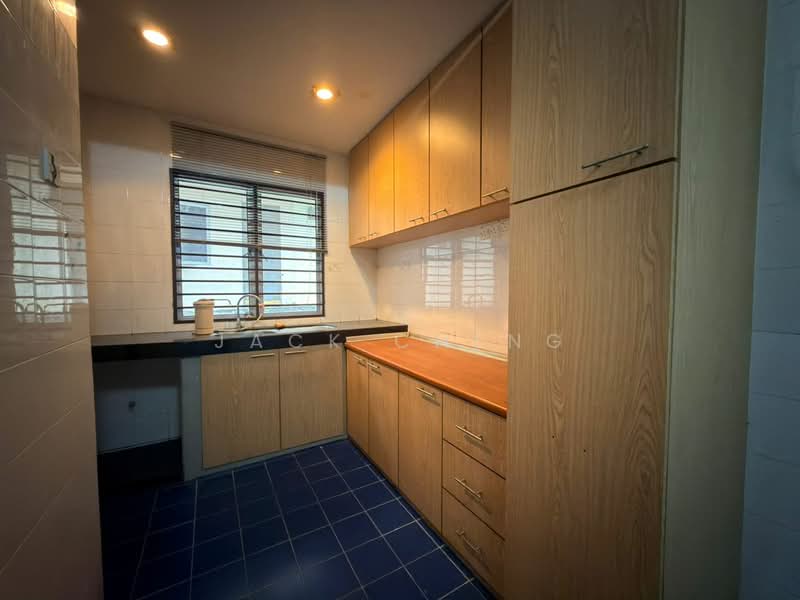 2.5-storey Terraced House for Sale in Bandar Country Homes (Rawang) - Jack Cheng - Kitchen - PropertyGuru.com.my