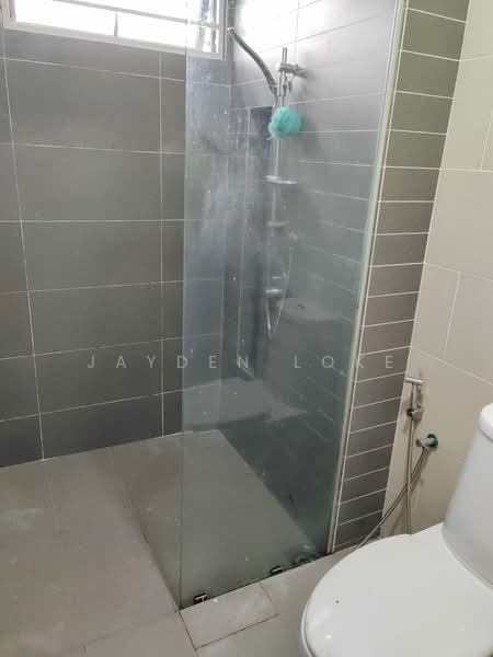 2-storey Terraced House for Rent in Sungai Buloh (Selangor) - Jayden Loke - Bathroom - PropertyGuru.com.my
